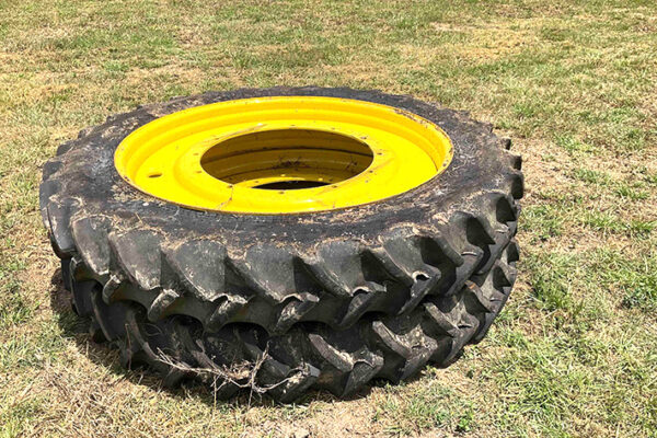 1158