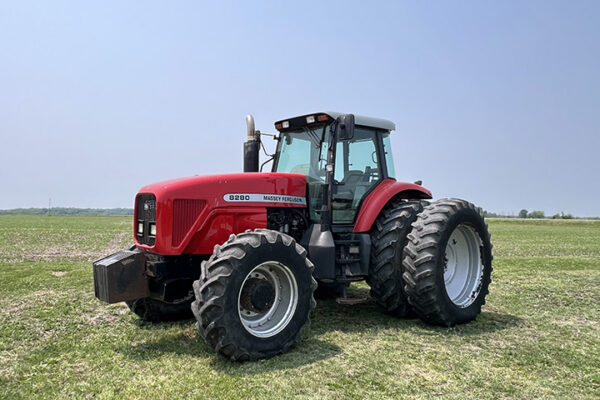 02.3 - MF 8280 Tractor - 00002
