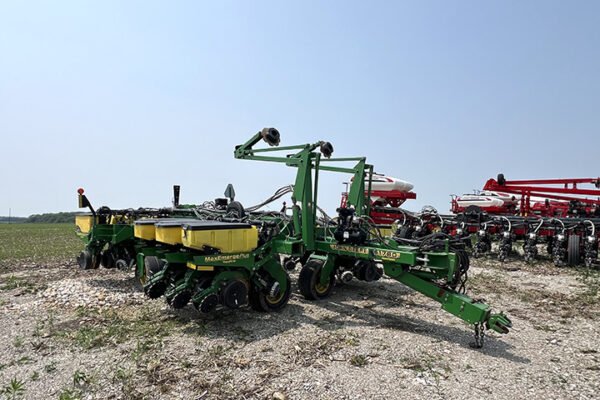 24.32 - JD 1780 Planter - 00001